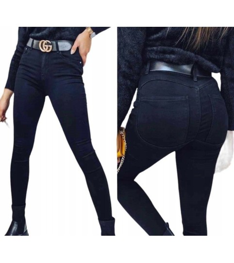 Czarne spodnie jeans modelujące push up